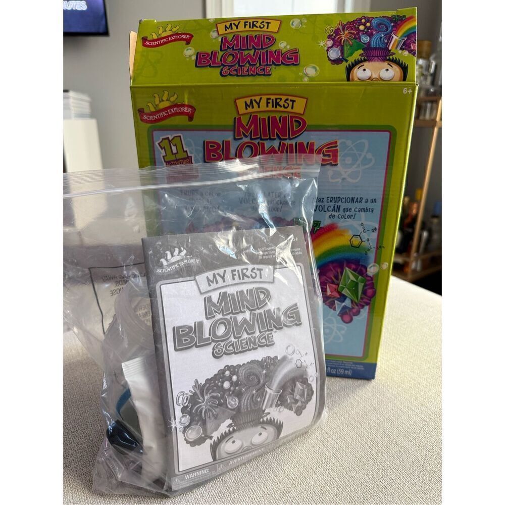 My First Mind Blowing Science Kit - Picture 2 of 4